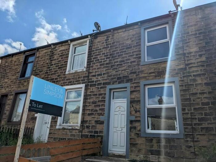 2 Bedroom Terraced House To Rent In South Avenue, Barnoldswick, BB18