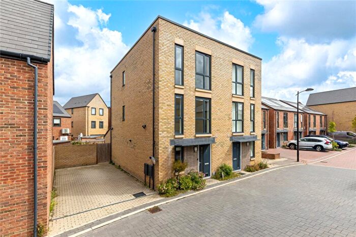 4 Bedroom Semi-Detached House To Rent In Maythorpe Road, Trumpington, Cambridge, Cambridgeshire, CB2