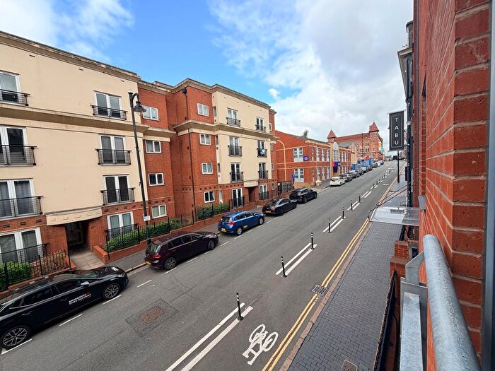 2 Bedroom Flat For Sale In Newhall Hill, Birmingham, B1