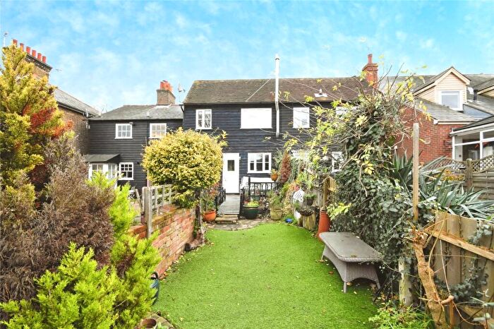 2 Bedroom Semi-Detached House For Sale In North Street, Rochford, Essex, SS4
