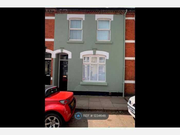 3 Bedroom Terraced House To Rent In St. James Park Road, Northampton NN5