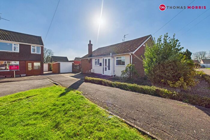 3 Bedroom Bungalow For Sale In Ringwood Close, Bury, Huntingdon, Cambridgeshire, PE26