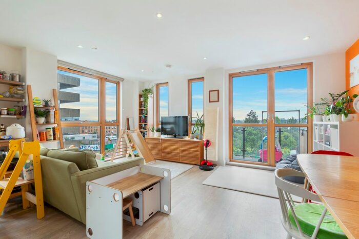 1 Bedroom Flat To Rent In Blagdon Road, New Malden, KT3