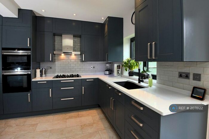 4 Bedroom Terraced House To Rent In Fernside Road, London, SW12