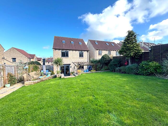 4 Bedroom Detached House For Sale In Green Close, Paulton, Bristol, Somerset, BS39