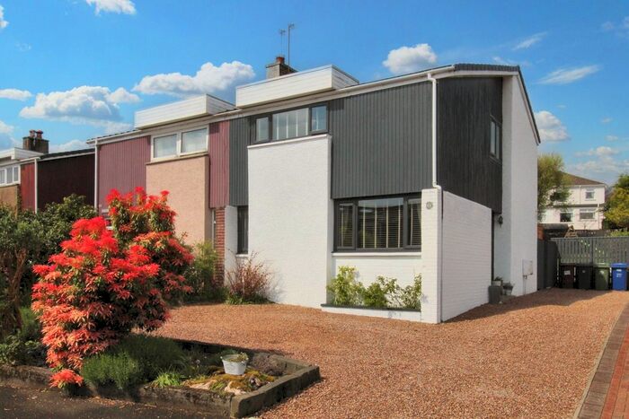 3 Bedroom Semi-Detached House For Sale In Hazelwood Road, Bridge Of Weir, Renfrewshire, PA11