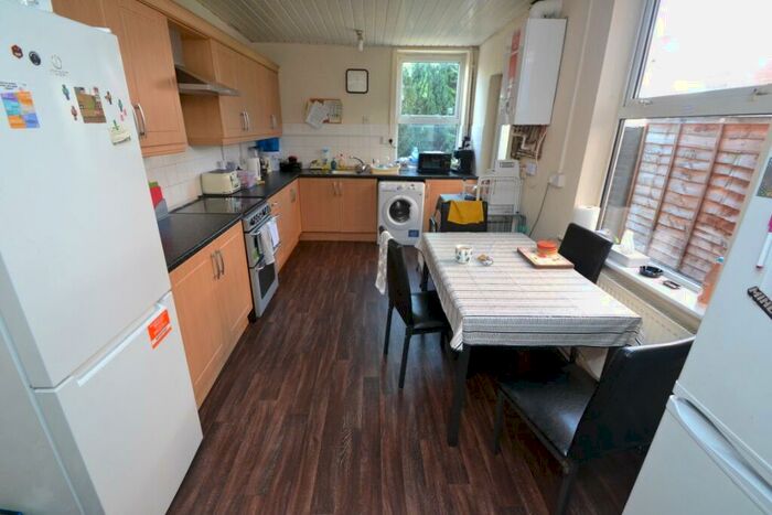 4 Bedroom Terraced House To Rent In Harrington Drive, Lenton, Nottingham, NG7