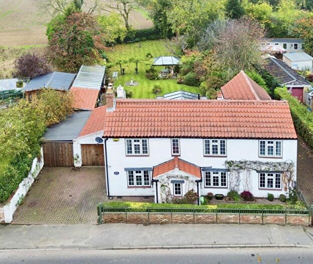 4 Bedroom Detached House For Sale In Rose Cottage, Town Street, Sutton-Cum-Lound, Retford, Nottinghamshire, DN22