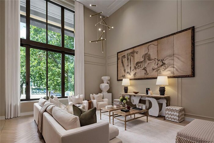 3 Bedroom Flat For Sale In Residence, Holland Park Gate, Kensington High St, London, W8