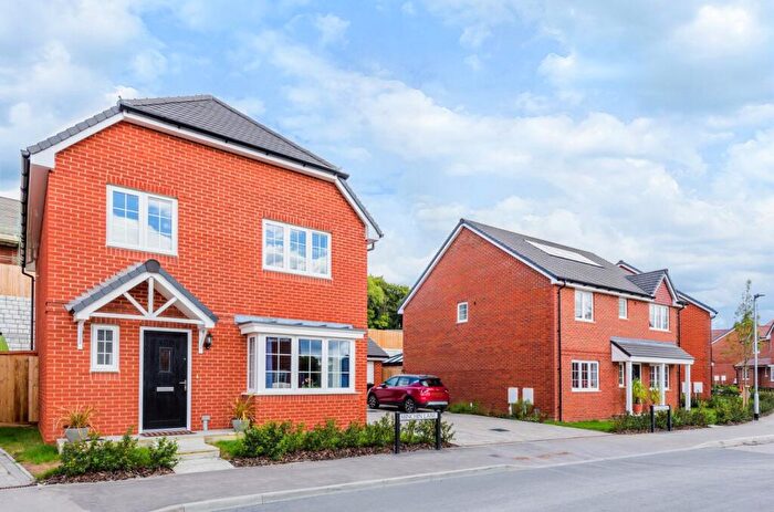4 Bedroom Detached House For Sale In Minchin Lane, Alton, Hampshire, GU34
