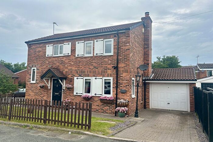 2 Bedroom Detached House For Sale In Ella Grove, Knutsford, WA16