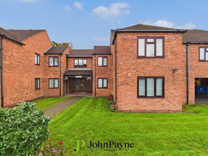 2 Bedroom Apartment For Sale In Brentwood Gardens, Brentwood Avenue, Finham, Coventry, CV3
