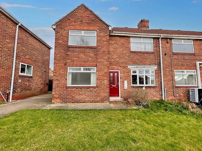 3 Bedroom Semi-Detached House To Rent In Coronation Road, Wingate, TS28
