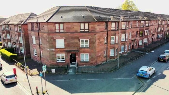 2 Bedroom Flat To Rent In Dumbarton Road, Scotstoun, Glasgow, G14