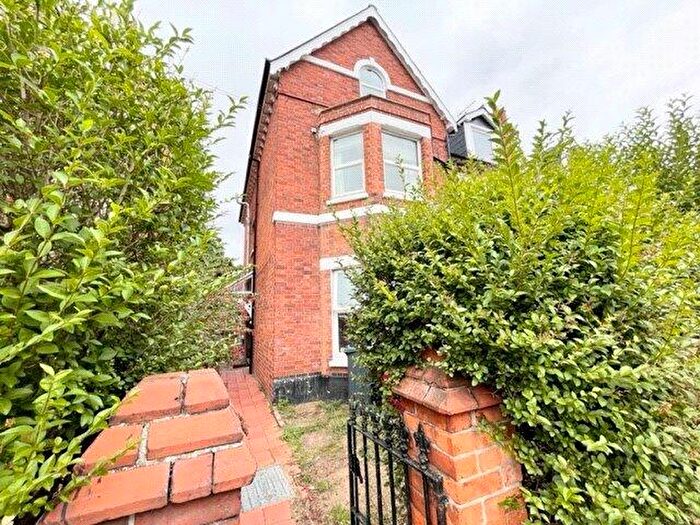 2 Bedroom Apartment To Rent In College Road, Reading, Berkshire, RG6