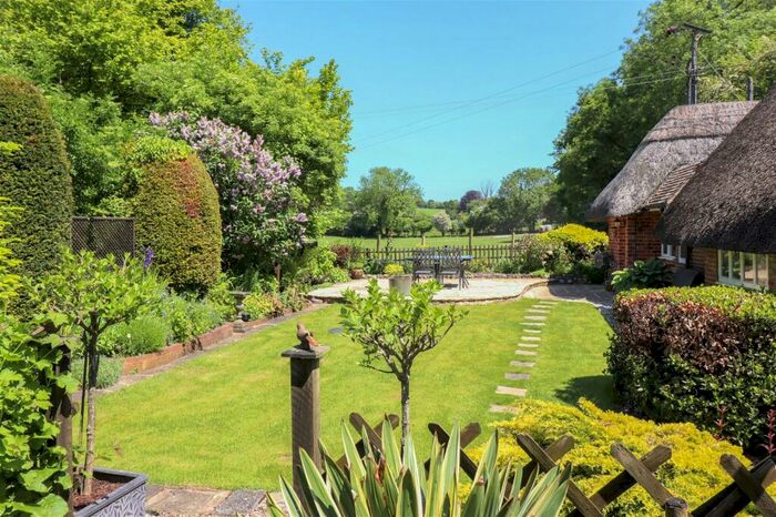 3 Bedroom Cottage For Sale In Lower Baybridge Lane, Baybridge, Owslebury, Winchester, SO21
