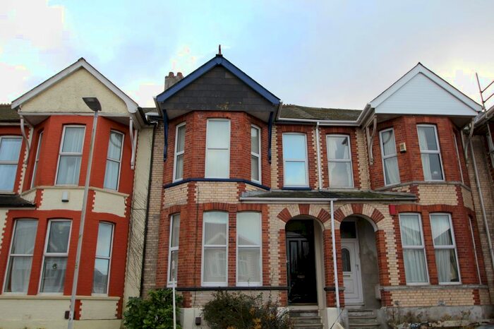 2 Bedroom Flat To Rent In Ladysmith Road, Lipson, Plymouth, PL4
