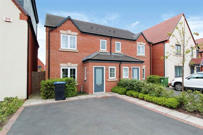 3 Bedroom Semi-Detached House To Rent In Jubilee Way, Bishops Tachbrook, Leamington Spa, Warwickshire, CV33