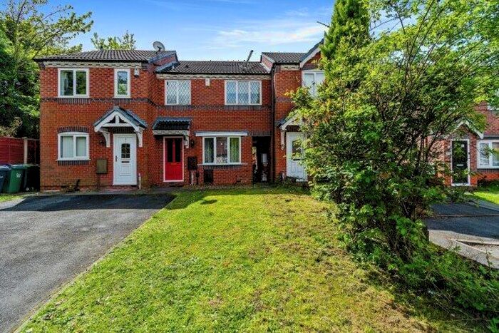 3 Bedroom Terraced House To Rent In Biddlestone Grove, Walsall, WS5