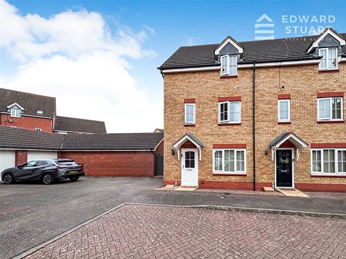 3 Bedroom End Terrace House To Rent In Applewood Drive, Hampton Hargate, Peterborough, Cambridgeshire, PE7