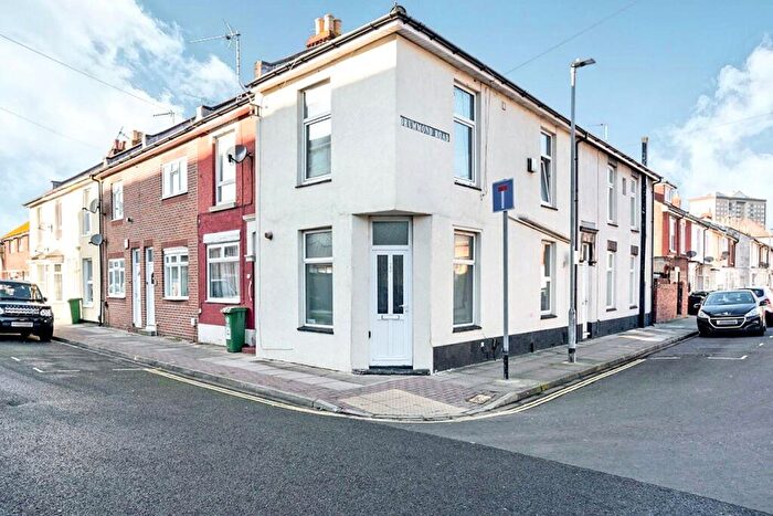 2 Bedroom Maisonette To Rent In Church Road, Portsmouth, Hampshire, PO1