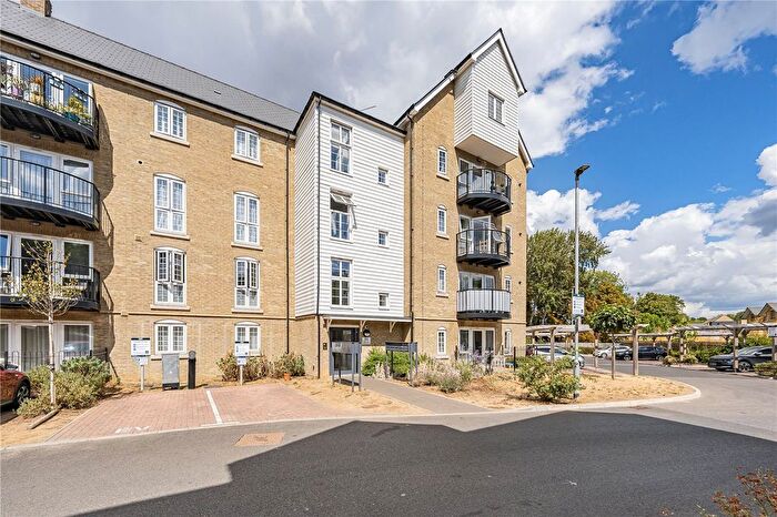 1 Bedroom Flat For Sale In Gunpowder Road, Worcester Park, KT4