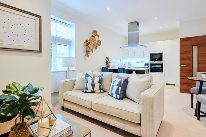 1 Bedroom Flat To Rent In Rainville Road, London, W6