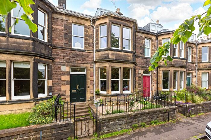 4 Bedroom Terraced House For Sale In Shandon Crescent, Shandon, Edinburgh, EH11