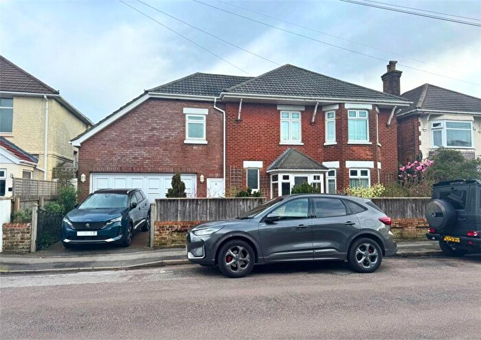 5 Bedroom Detached House For Sale In Queen Mary Avenue, Bournemouth, Dorset, BH9