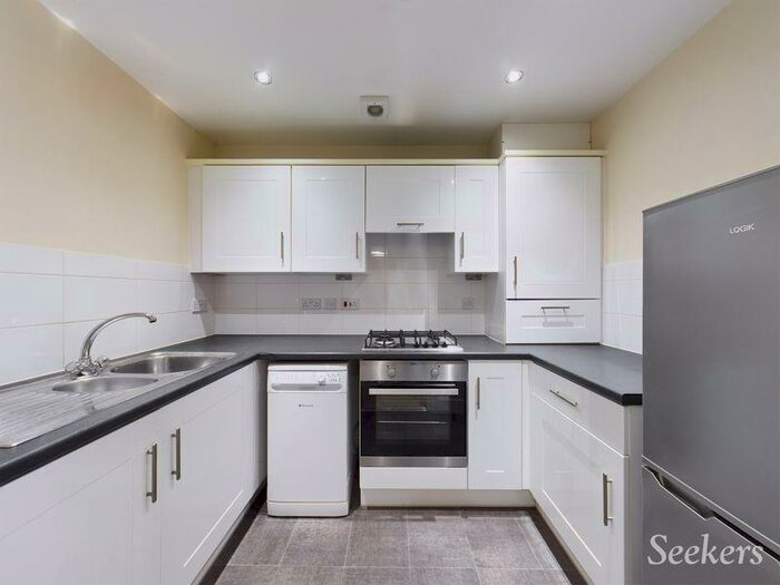 1 Bedroom Apartment To Rent In Hart Street, Maidstone, ME16