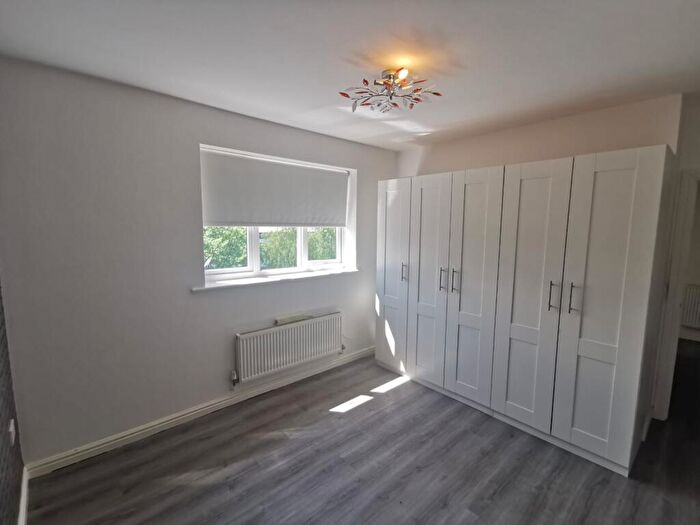 2 Bedroom Flat For Sale In Archers Walk, Trent Vale, Stoke-on-trent, ST4