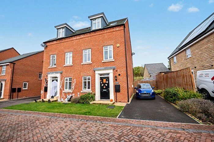 3 Bedroom Semi-Detached House For Sale In High Lee Grove, Flockton, Wakefield, West Yorkshire, WF4