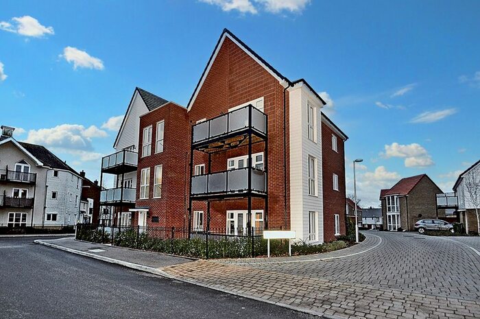 2 Bedroom Flat To Rent In Sir John Killick Road, Ashford, TN23