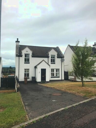 3 Bedroom Detached House To Rent In Best Hill Court, Purdysburn Road, Belfast, BT8
