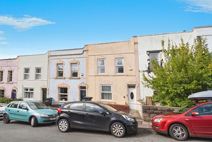 2 Bedroom Terraced House For Sale In Oxford Street, Bristol, Avon, BS3