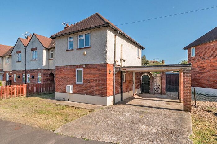 3 Bedroom End Terrace House For Sale In Salterns Avenue, Southsea, PO4