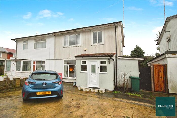 3 Bedroom Semi Detached House For Sale In Prayle Grove, Cricklewood, NW2