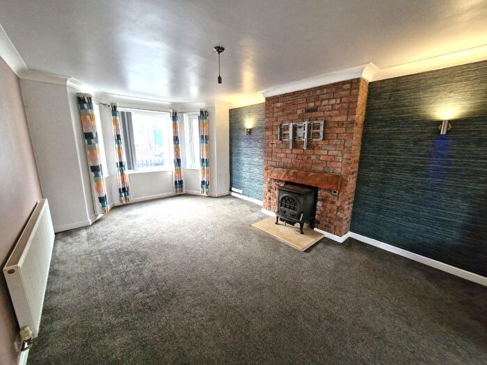 4 Bedroom Semi-Detached House To Rent In Bold Street, Fleetwood, FY7
