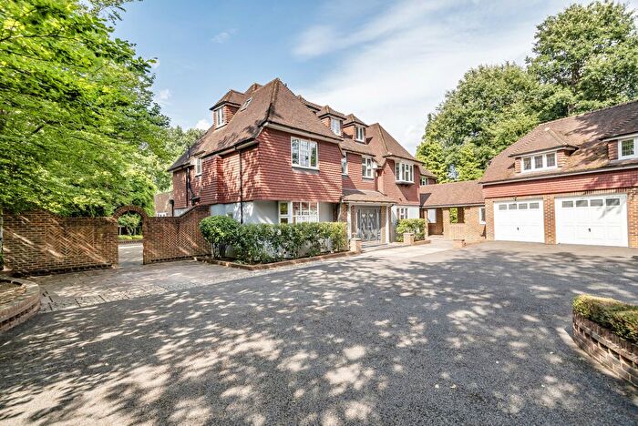 7 Bedroom Detached House To Rent In Silverdale Avenue, Walton-On-Thames, KT12
