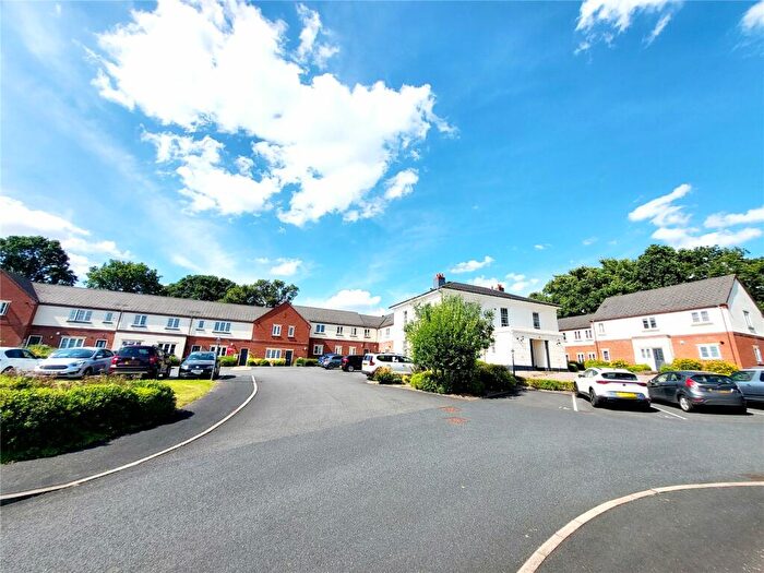 2 Bedroom Apartment To Rent In Tennyson Road, Dudley, West Midlands, DY3