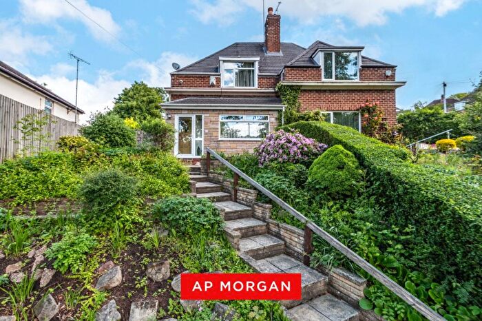 2 Bedroom Semi-Detached House For Sale In Parsons Hill, Birmingham, West Midlands, B30