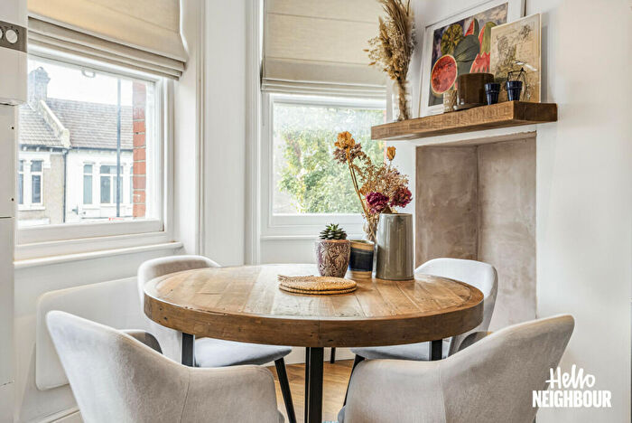 2 Bedroom Apartment To Rent In Salisbury Mansions, Saint Ann's Road, London, N15