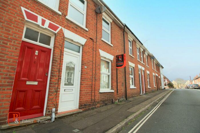 2 Bedroom Terraced House To Rent In Crowhurst Road, Colchester, Essex, CO3