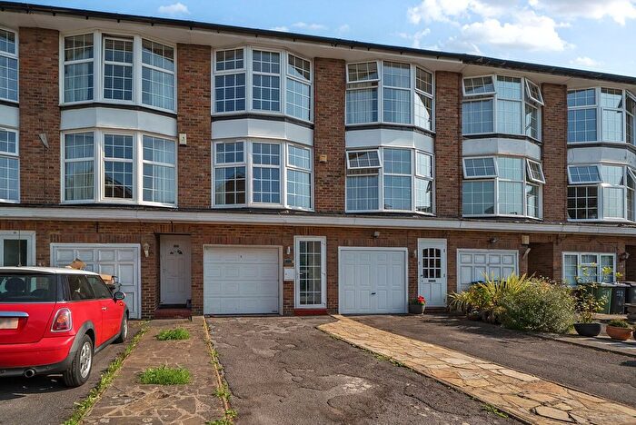 3 Bedroom Terraced House To Rent In St. James Close, New Malden, KT3
