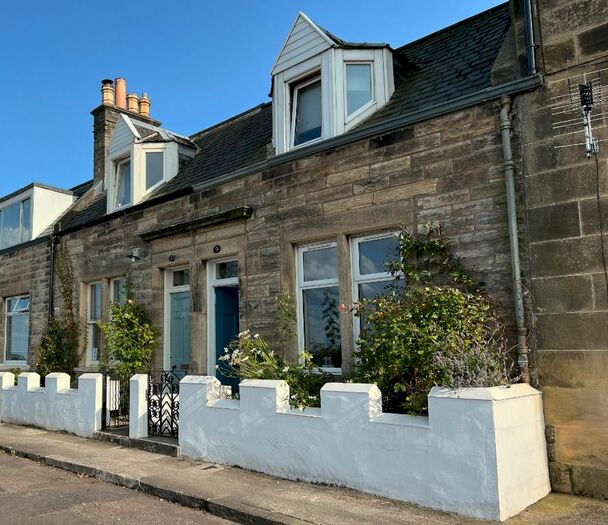 2 Bedroom Cottage To Rent In Promenade, Musselburgh, East Lothian, EH21