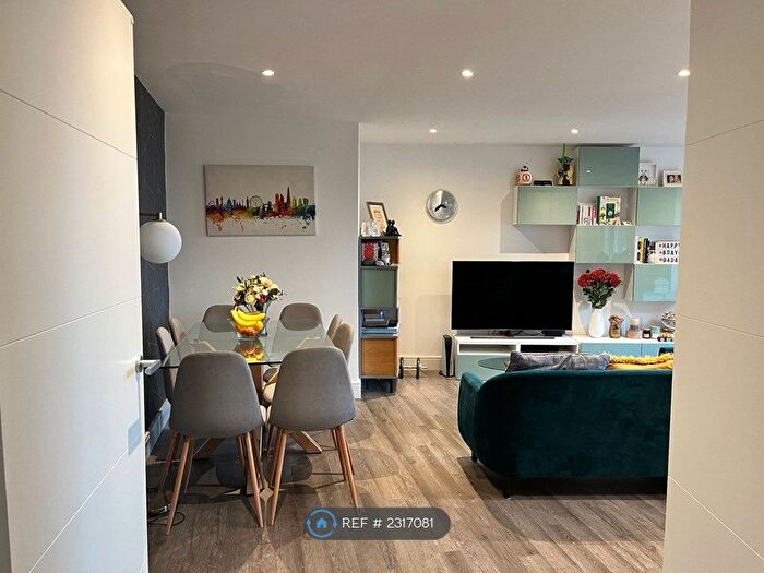 1 Bedroom Flat To Rent In Gaumont Place, Streatham Hill, SW2
