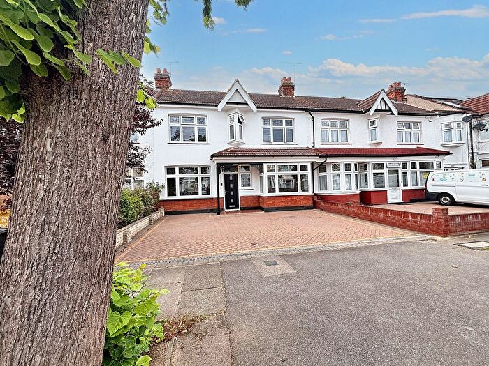 3 Bedroom Terraced House For Sale In Brandville Gardens, Ilford, IG6