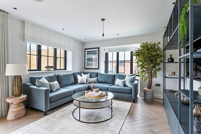 1 Bedroom Detached House To Rent In Allingham Place, Brighton, BN2