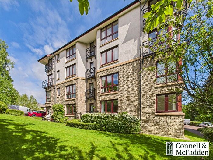 3 Bedroom Flat To Rent In Greenpark, Liberton, Edinburgh, EH17