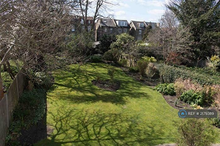 2 Bedroom Flat To Rent In Burnt Ash Hill, London, SE12